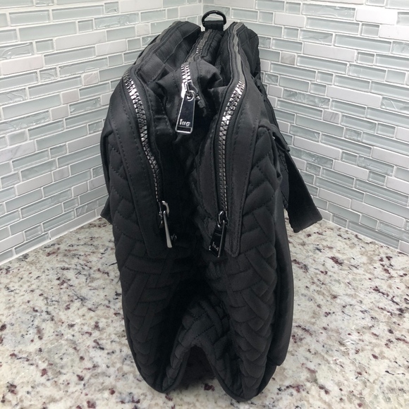 Lug Minibus Duffel Bag Carry All Brushed Black New - Picture 2 of 4